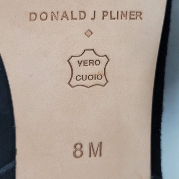 Donald J Pliner Women's Black Suede Bow Dorsay Pumps US Size 8M - Picture 10 of 10